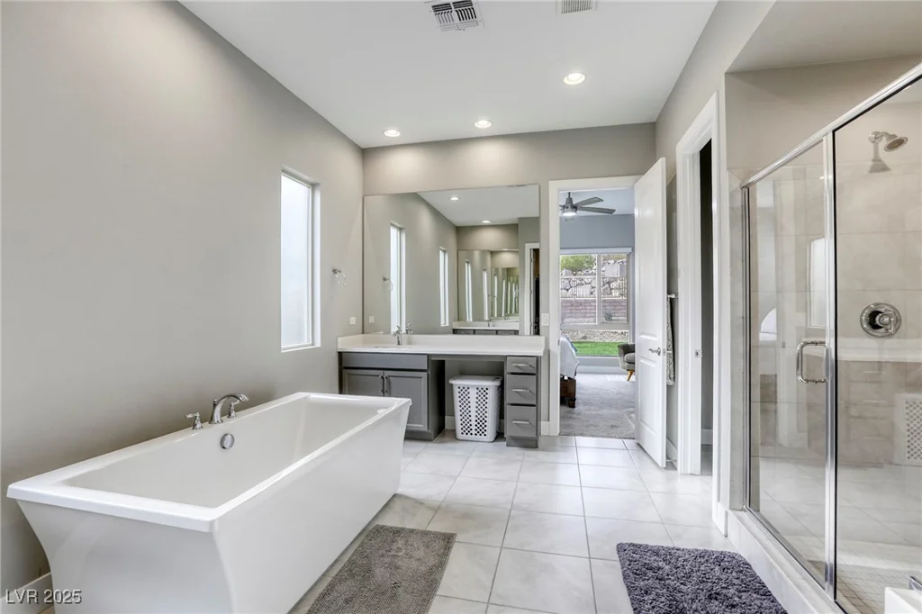 11137 Black Fire Opal, Las Vegas, NV 89138