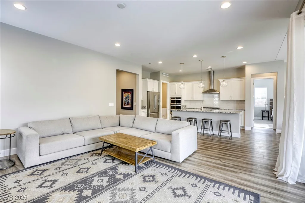 11137 Black Fire Opal, Las Vegas, NV 89138