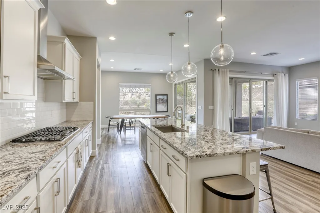 11137 Black Fire Opal, Las Vegas, NV 89138