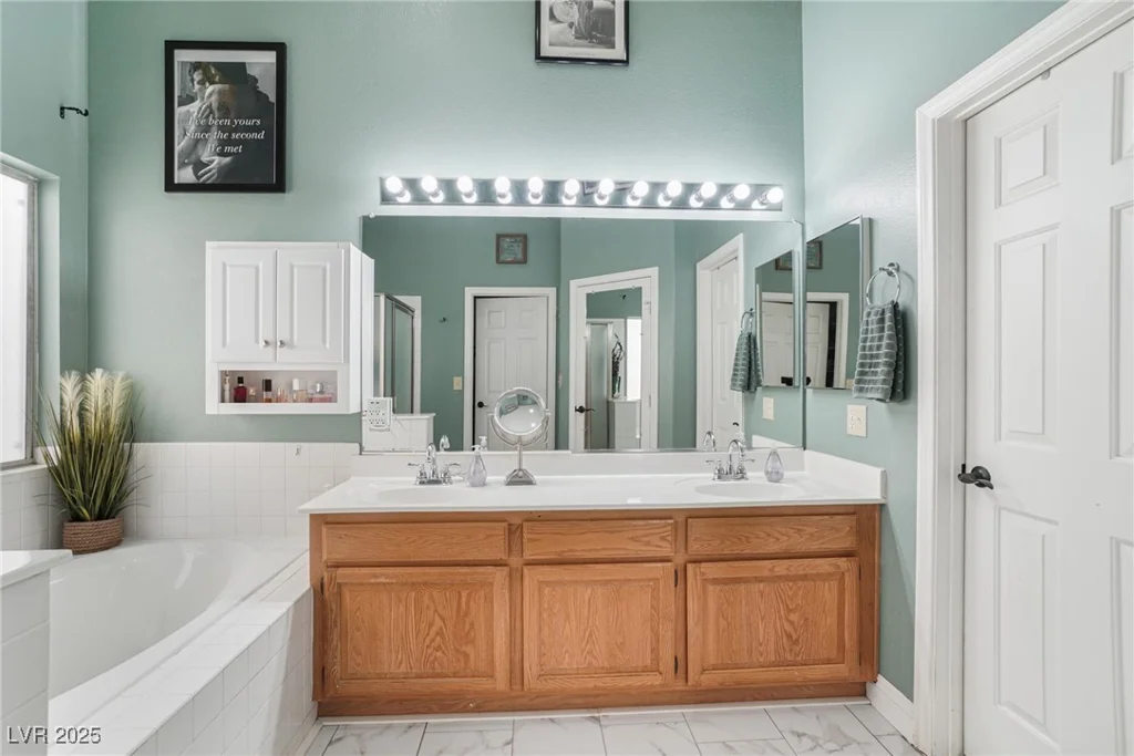 182 Horizon View, Henderson, NV 89015