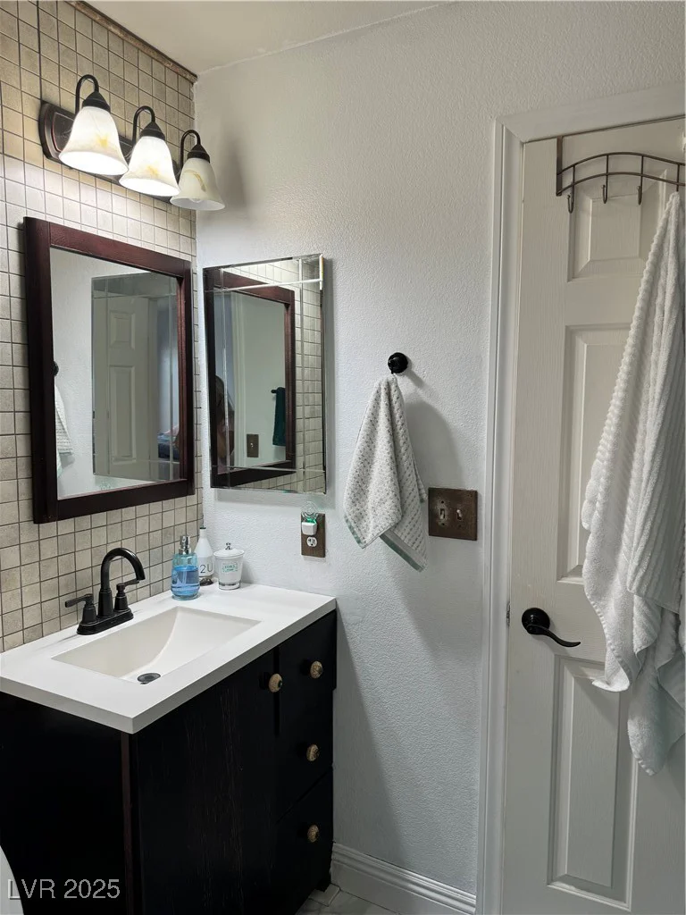 182 Horizon View, Henderson, NV 89015