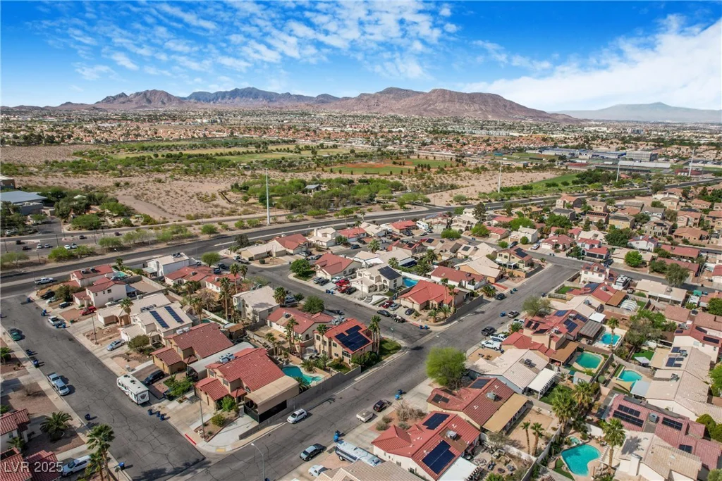 182 Horizon View, Henderson, NV 89015