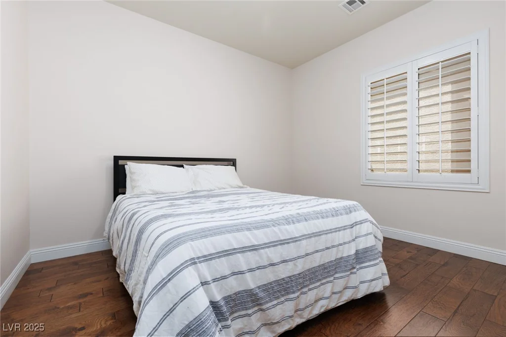 3239 Robins Creek, Las Vegas, NV 89135