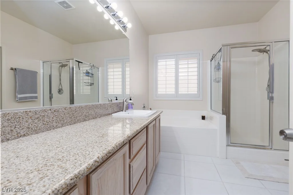3239 Robins Creek, Las Vegas, NV 89135