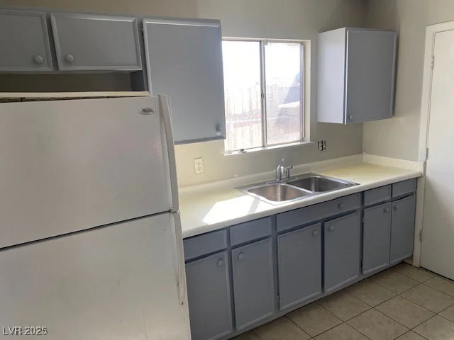 709 Scholl, Las Vegas, NV 89107