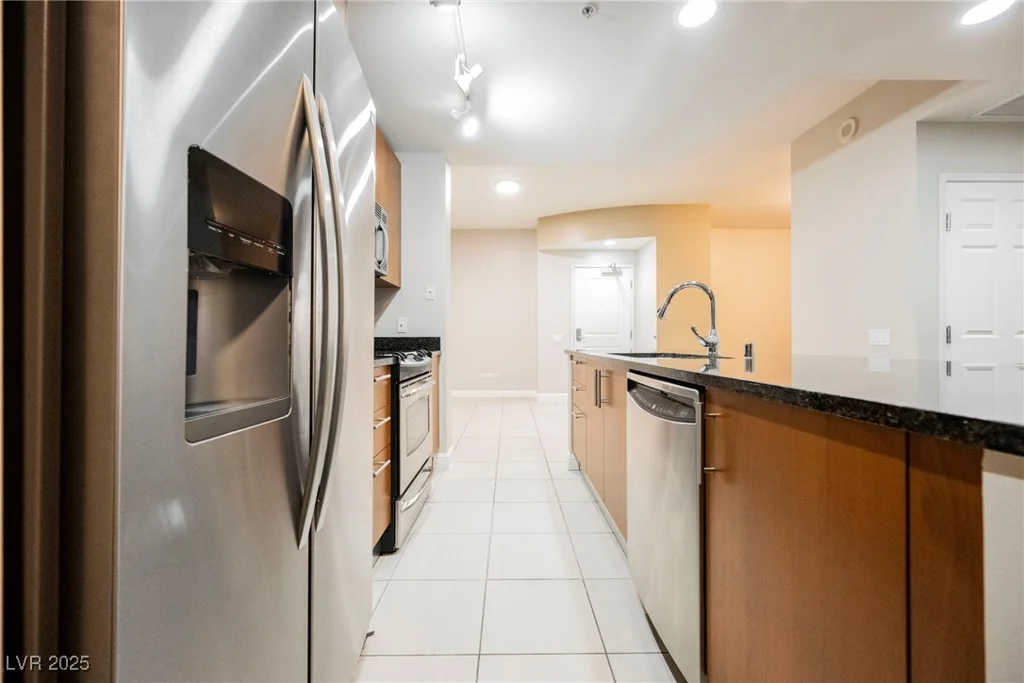200 Sahara, Las Vegas, NV 89102