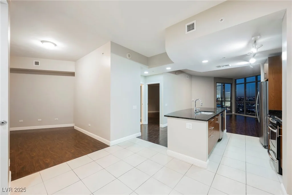 200 Sahara, Las Vegas, NV 89102