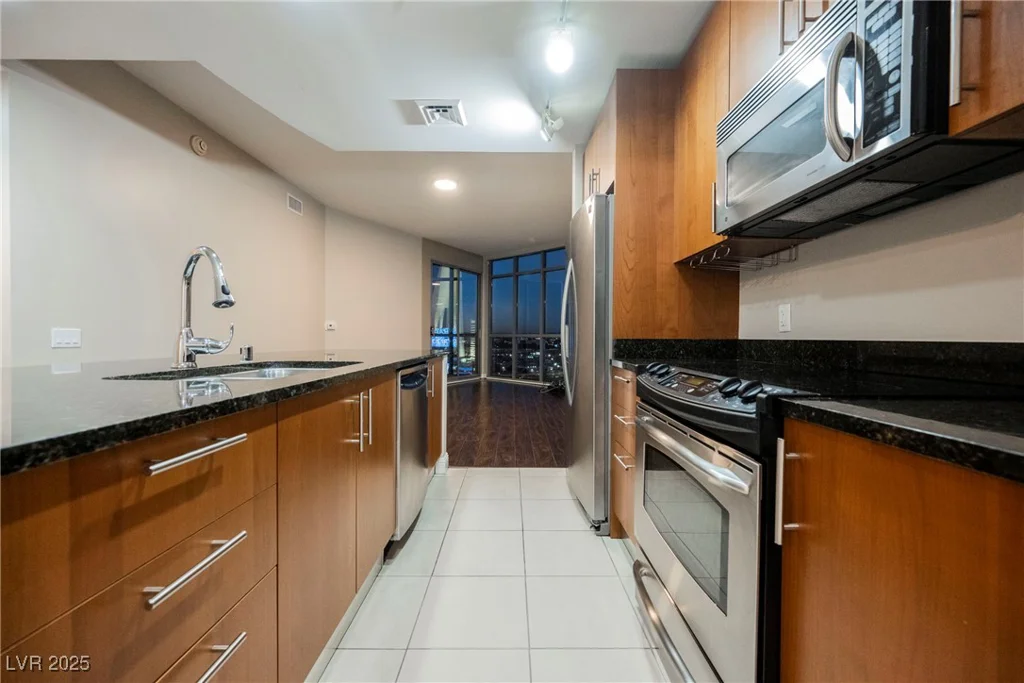 200 Sahara, Las Vegas, NV 89102