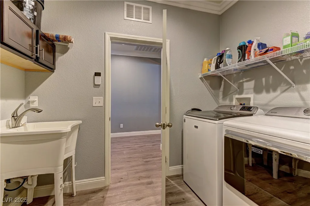 5629 Portage Lake, Las Vegas, NV 89130