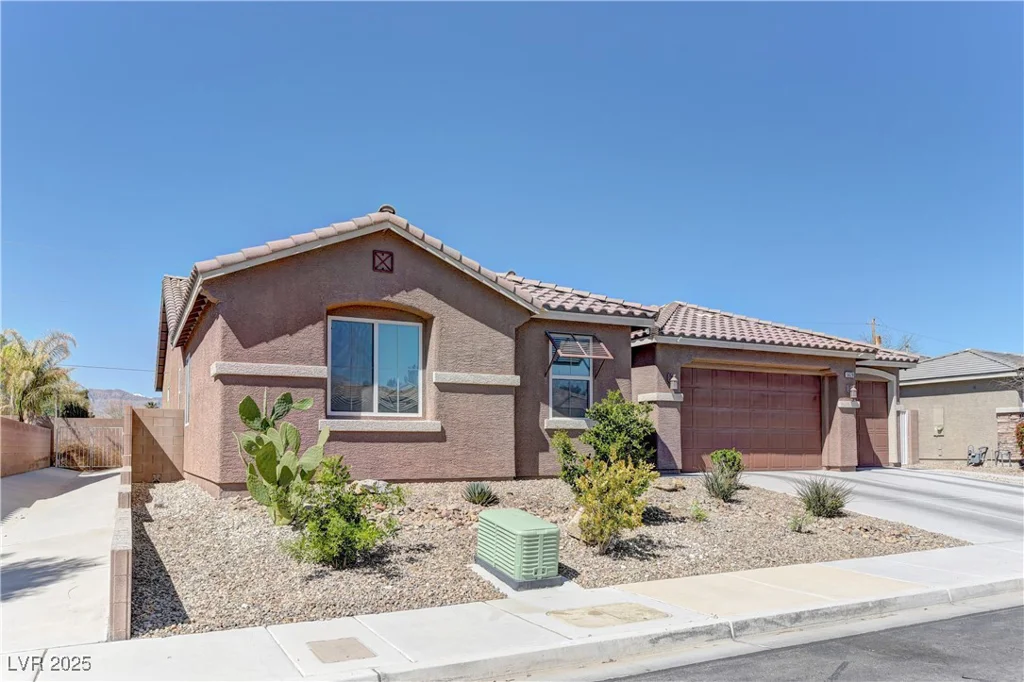 5629 Portage Lake, Las Vegas, NV 89130