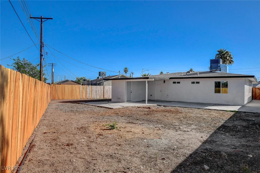 824 20th, Las Vegas, NV 89101