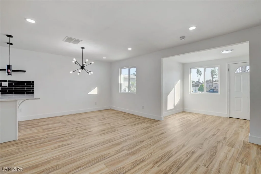 824 20th, Las Vegas, NV 89101
