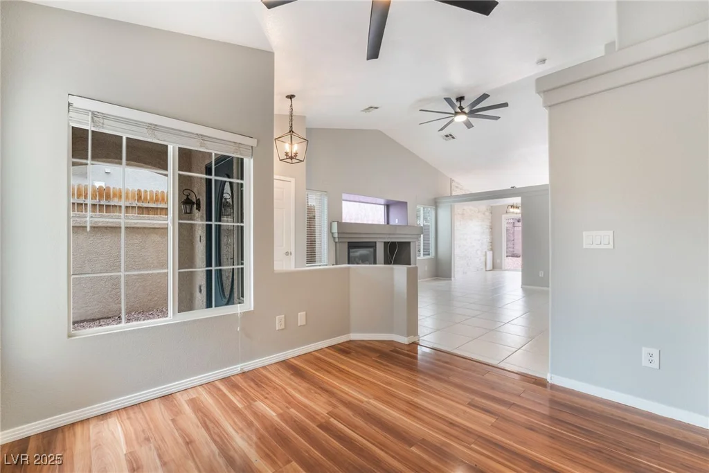 6654 Coronado Crest, Las Vegas, NV 89139