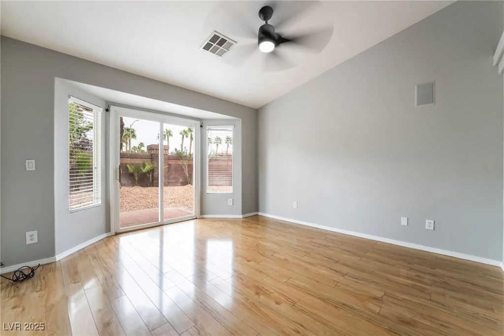 6654 Coronado Crest, Las Vegas, NV 89139