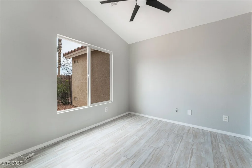 6654 Coronado Crest, Las Vegas, NV 89139