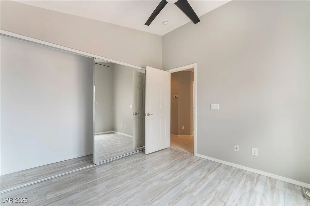 6654 Coronado Crest, Las Vegas, NV 89139