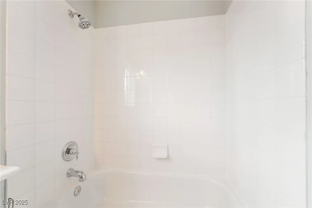 6654 Coronado Crest, Las Vegas, NV 89139