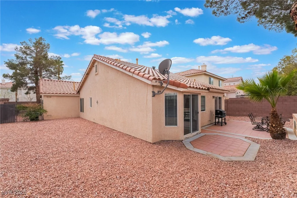 6654 Coronado Crest, Las Vegas, NV 89139