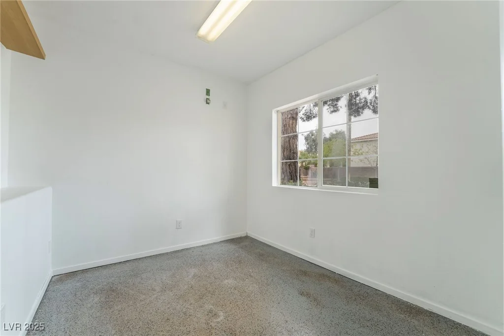 6654 Coronado Crest, Las Vegas, NV 89139