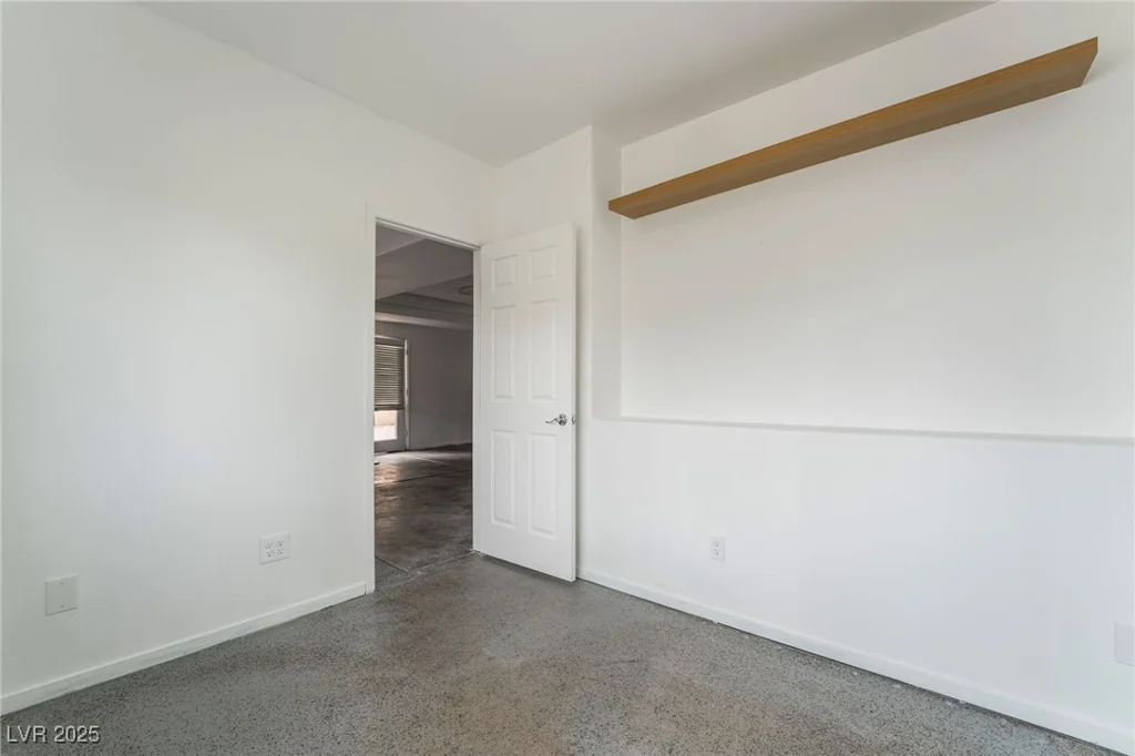 6654 Coronado Crest, Las Vegas, NV 89139