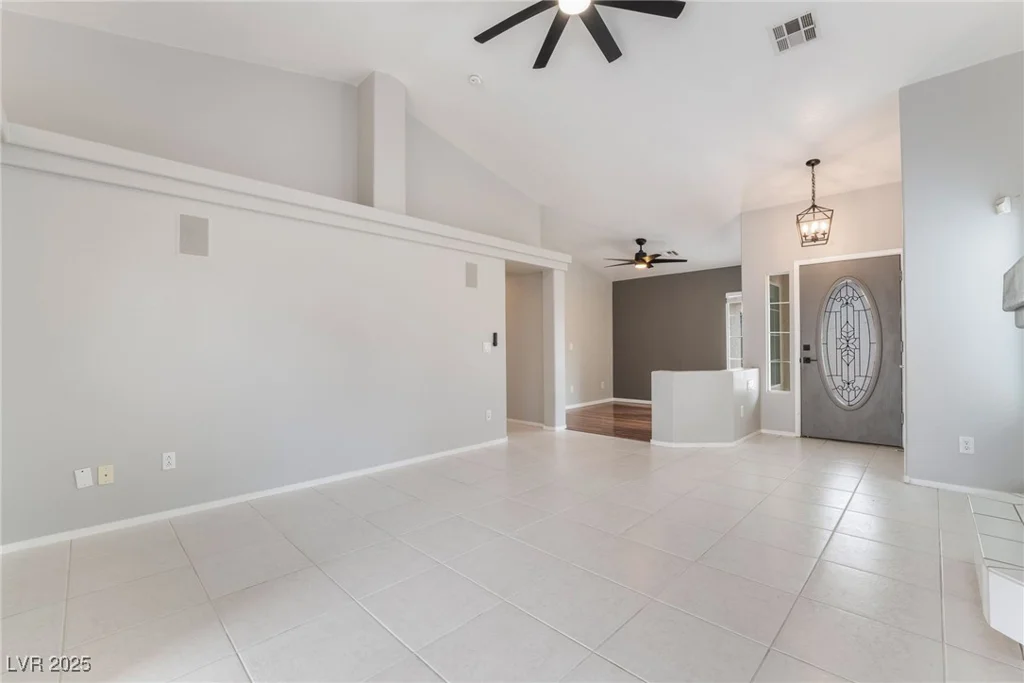 6654 Coronado Crest, Las Vegas, NV 89139