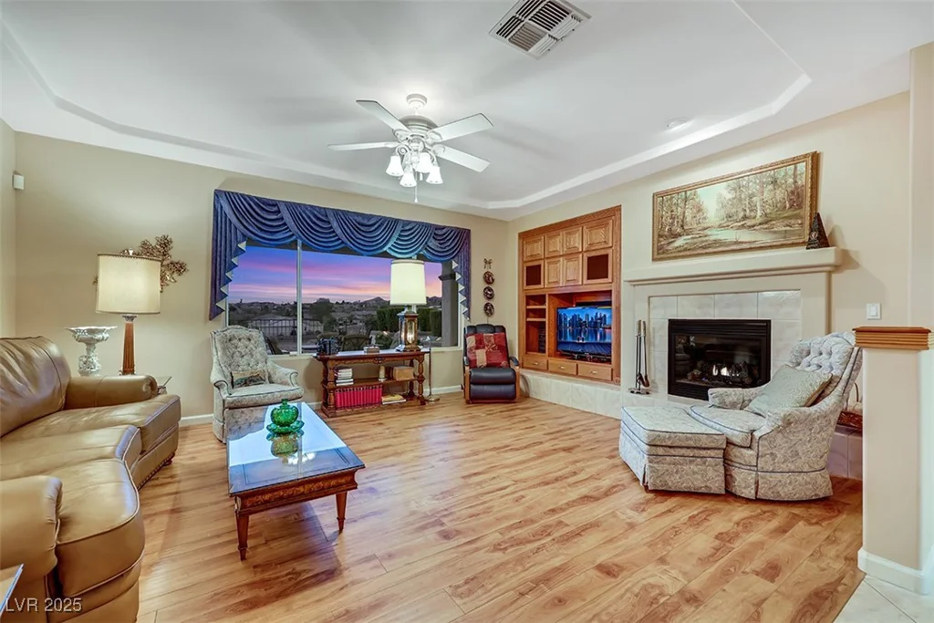 1960 Oliver Springs, Henderson, NV 89052