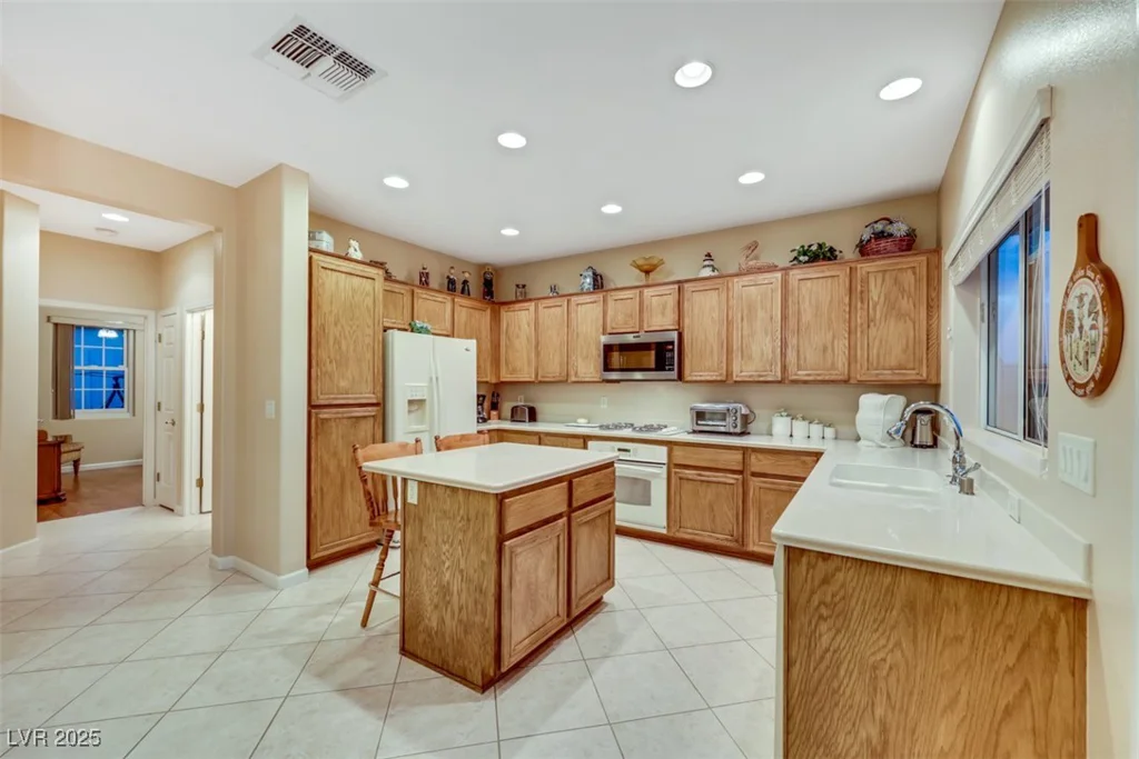 1960 Oliver Springs, Henderson, NV 89052