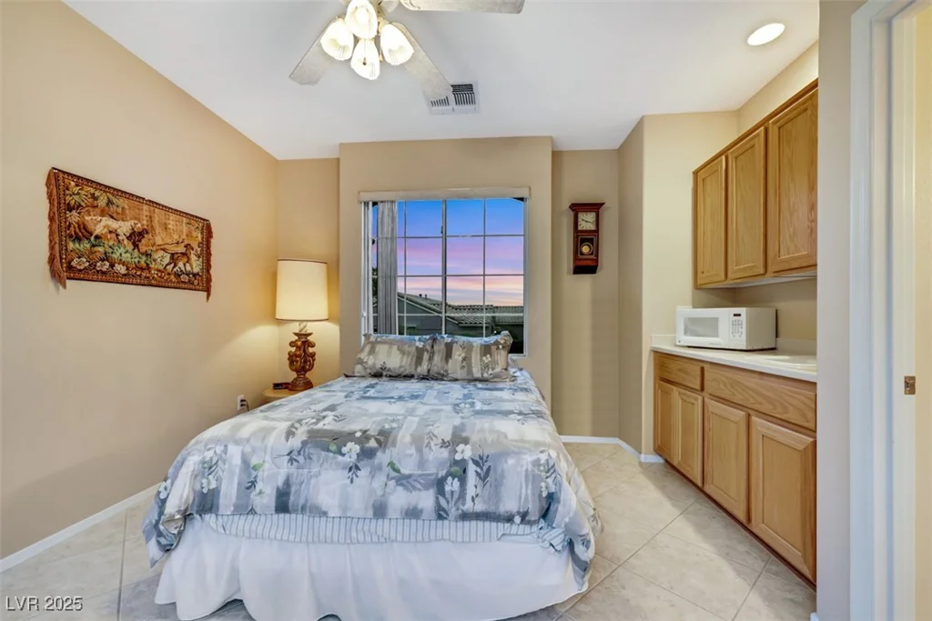 1960 Oliver Springs, Henderson, NV 89052