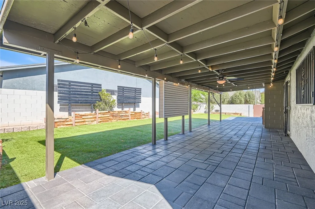 4347 Mojave, Las Vegas, NV 89121