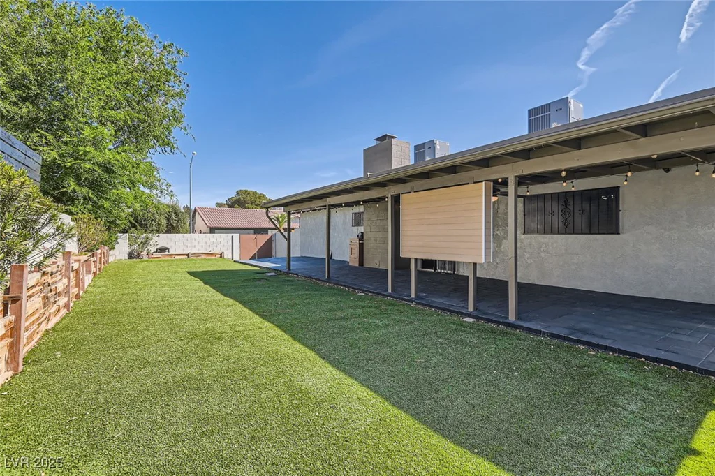 4347 Mojave, Las Vegas, NV 89121