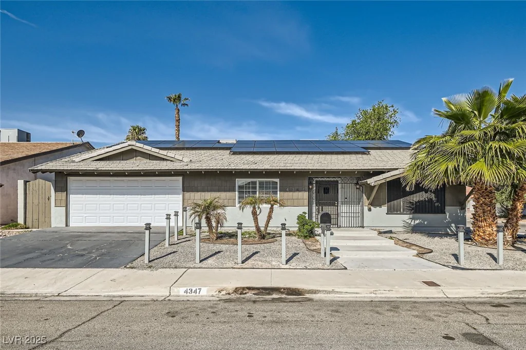 4347 Mojave, Las Vegas, NV 89121