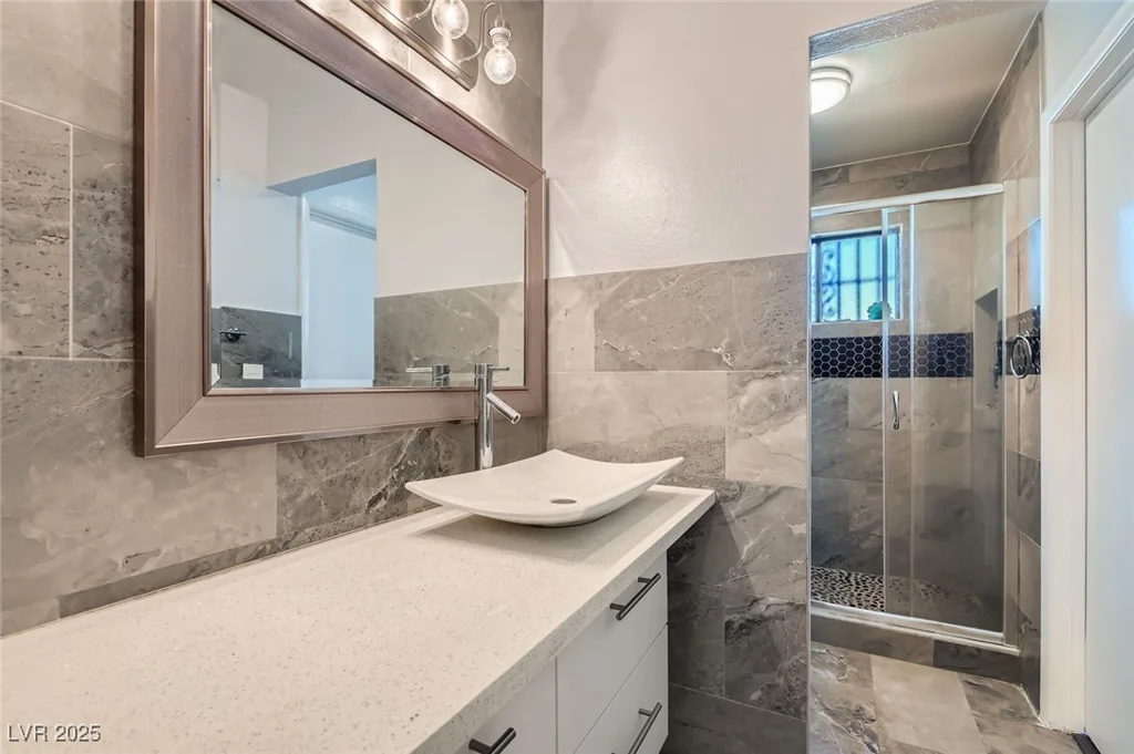 4347 Mojave, Las Vegas, NV 89121