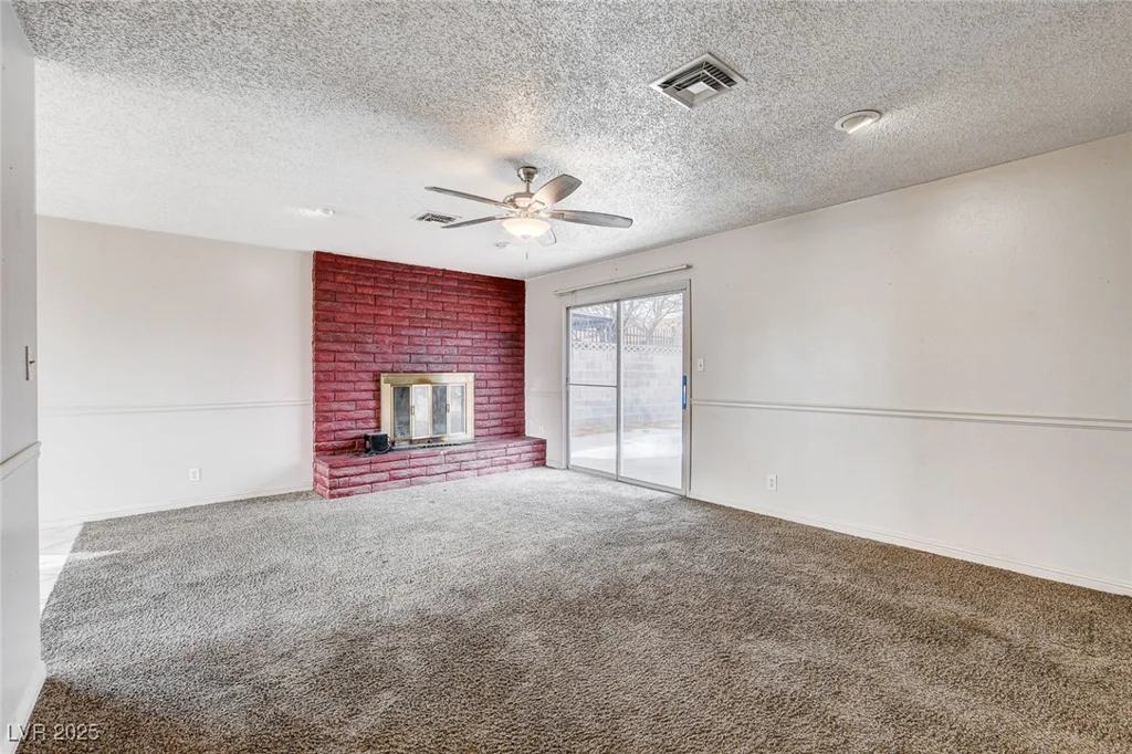 5620 Pinecone, Las Vegas, NV 89108