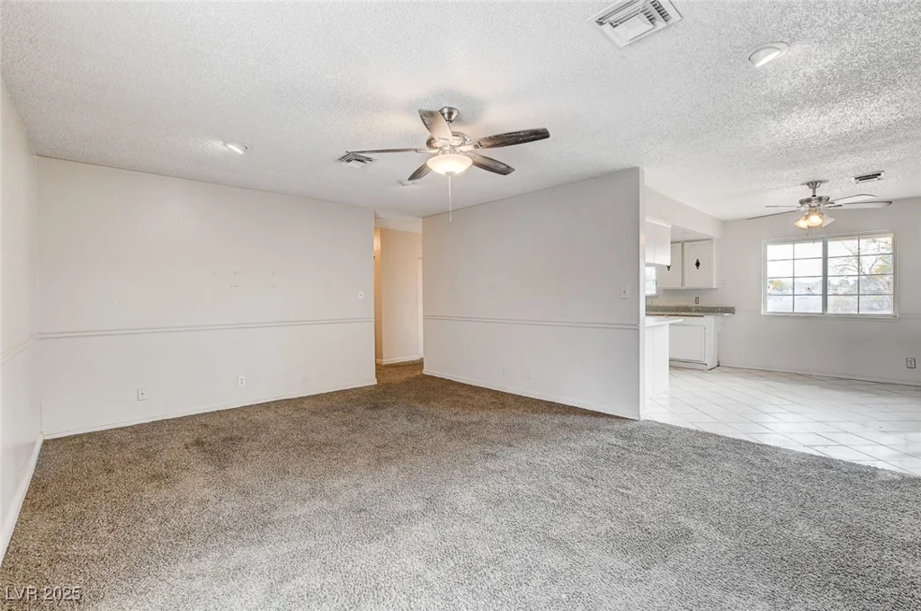 5620 Pinecone, Las Vegas, NV 89108