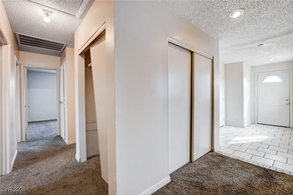 5620 Pinecone, Las Vegas, NV 89108