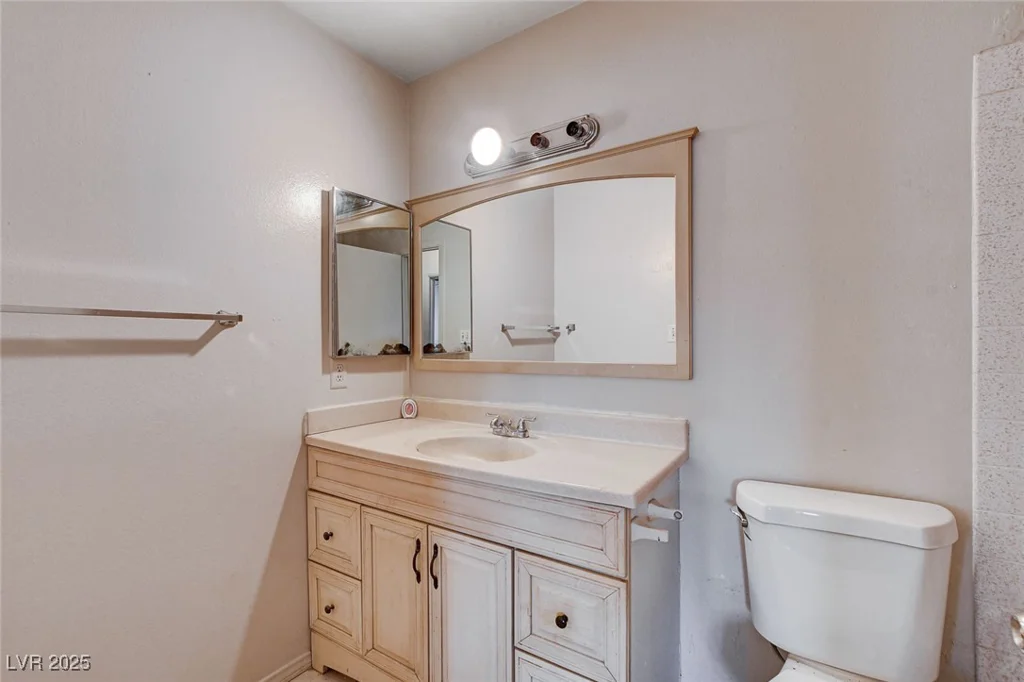 5620 Pinecone, Las Vegas, NV 89108