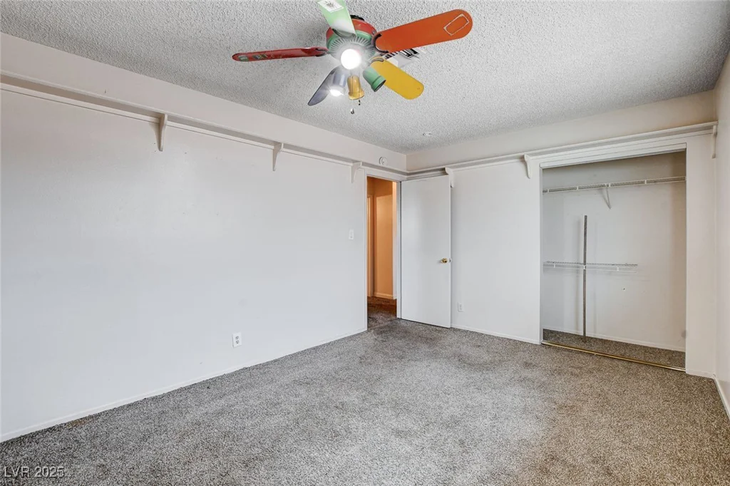 5620 Pinecone, Las Vegas, NV 89108