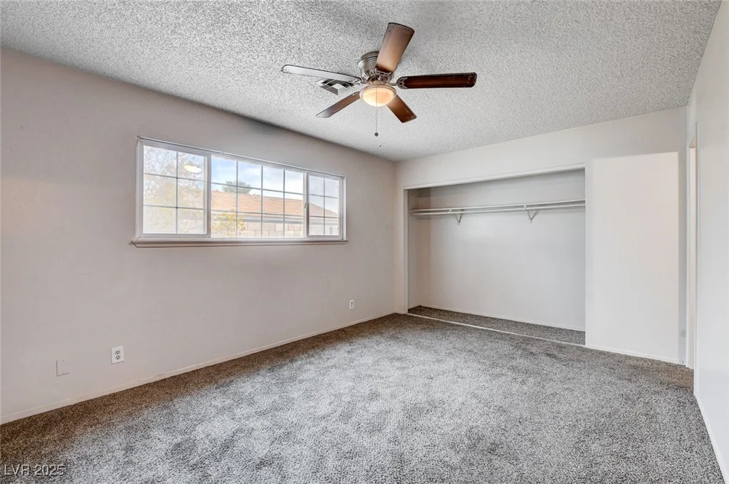 5620 Pinecone, Las Vegas, NV 89108