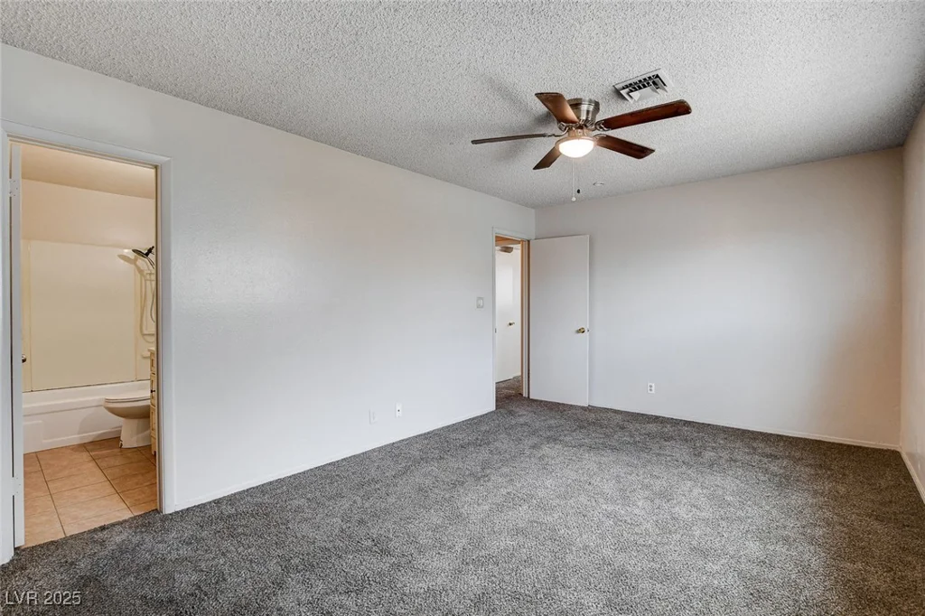 5620 Pinecone, Las Vegas, NV 89108