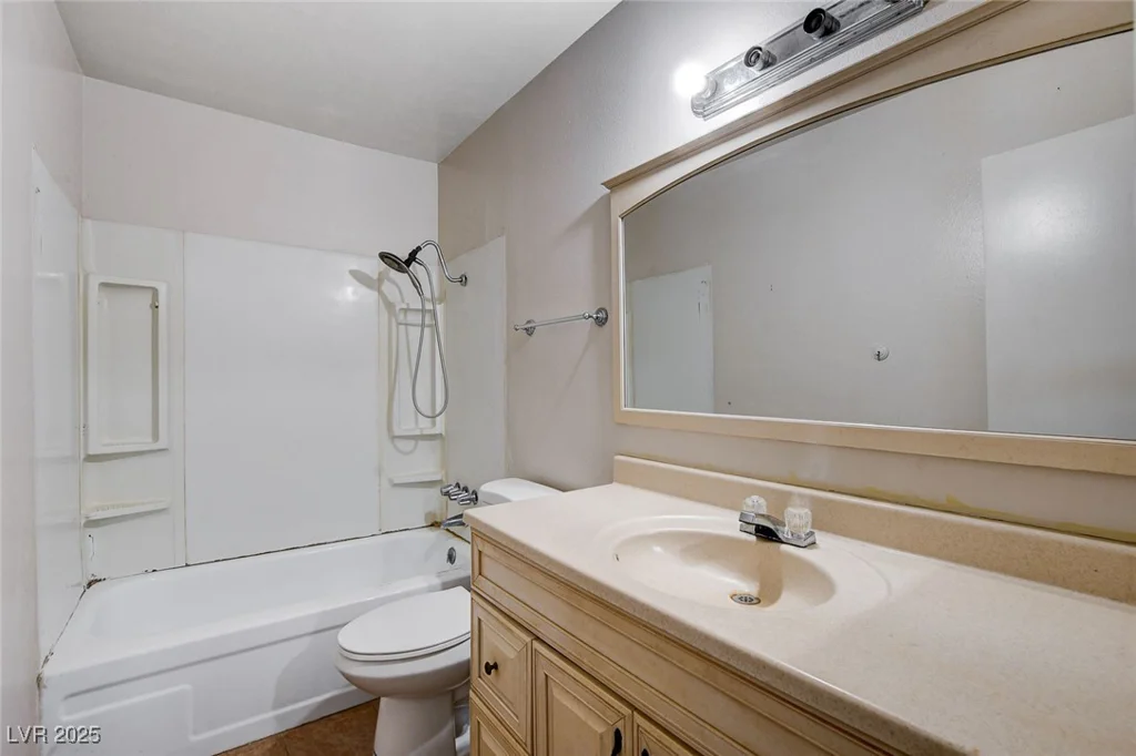5620 Pinecone, Las Vegas, NV 89108
