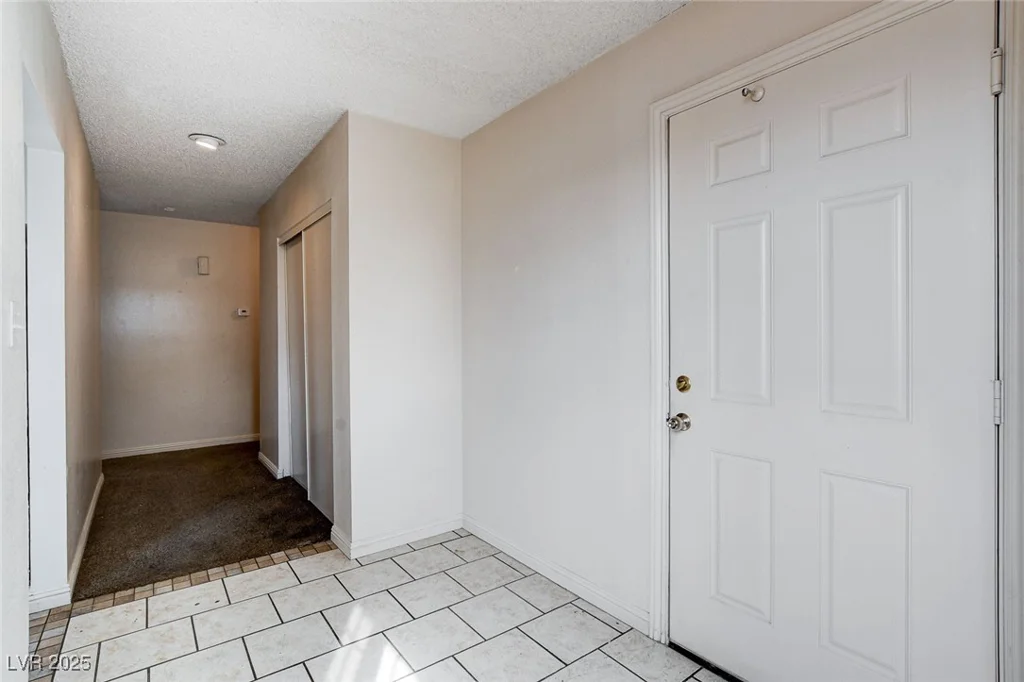 5620 Pinecone, Las Vegas, NV 89108