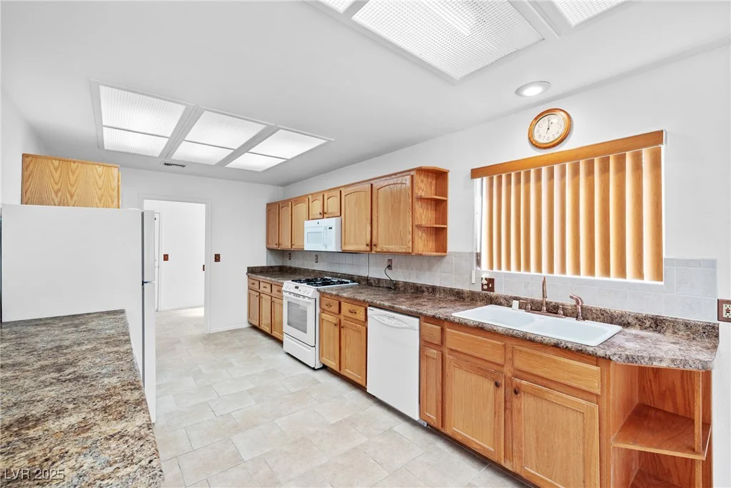 3021 Lotus Hill, Las Vegas, NV 89134