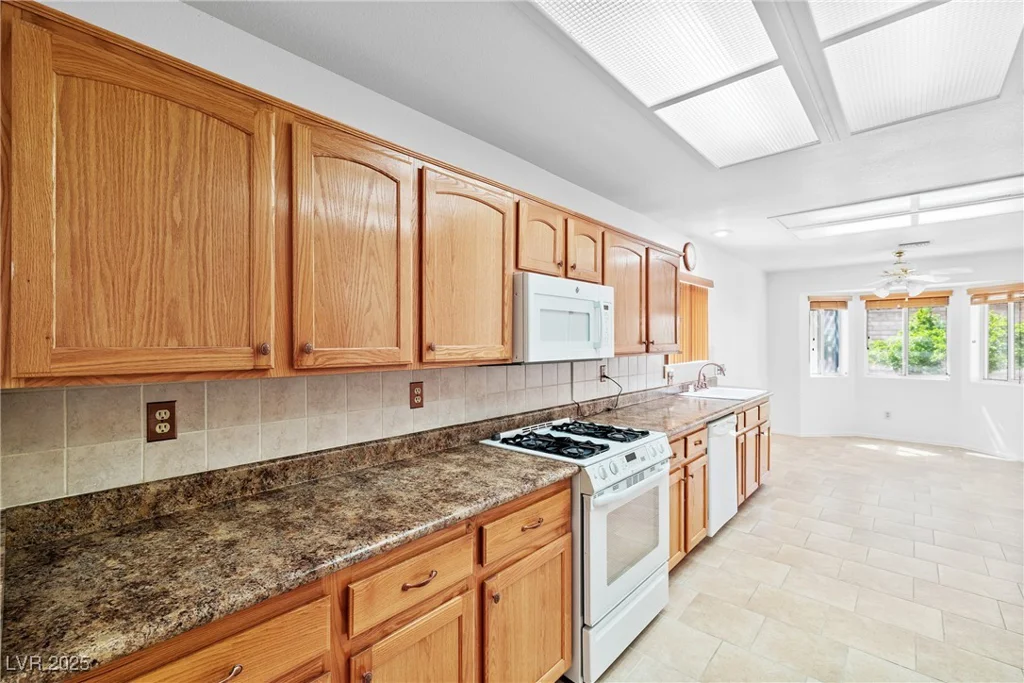 3021 Lotus Hill, Las Vegas, NV 89134
