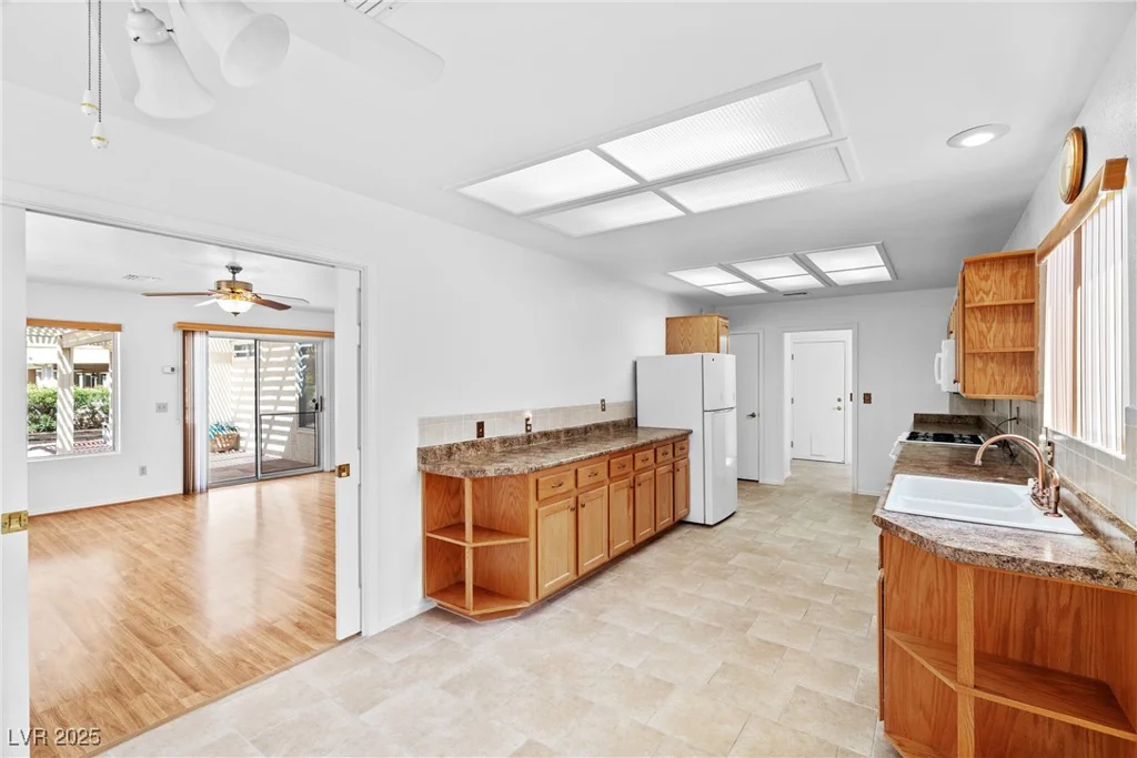 3021 Lotus Hill, Las Vegas, NV 89134