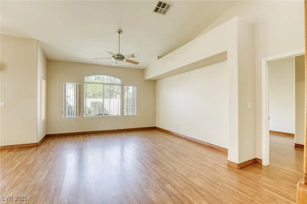 9664 Emeraude, Las Vegas, NV 89147