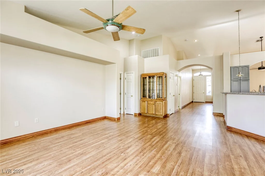 9664 Emeraude, Las Vegas, NV 89147