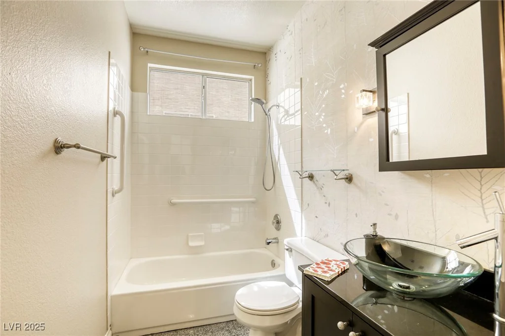 9664 Emeraude, Las Vegas, NV 89147