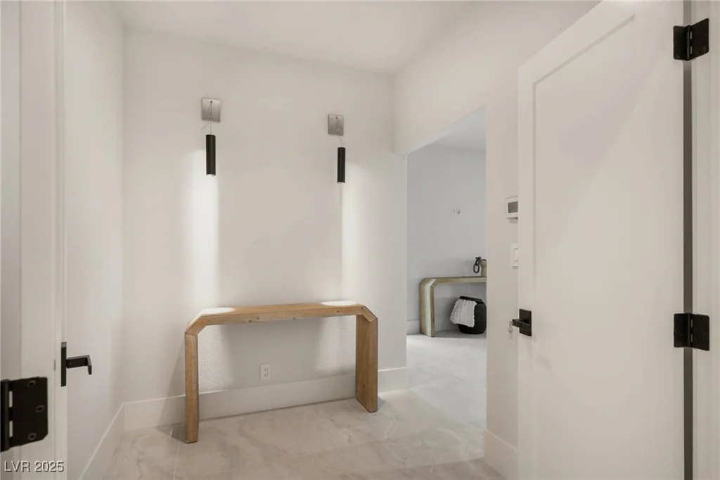 5860 Campbell, Las Vegas, NV 89149