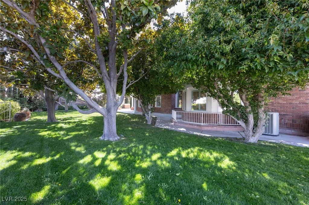5860 Campbell, Las Vegas, NV 89149