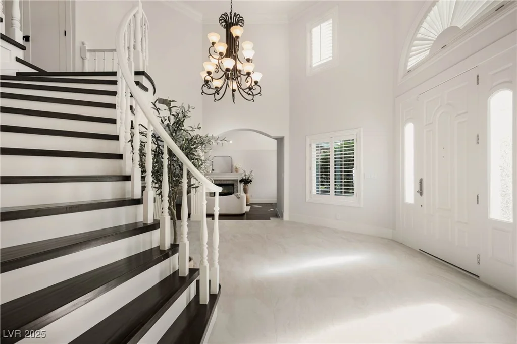 5860 Campbell, Las Vegas, NV 89149